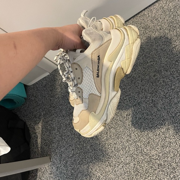 For Sale: Balenciaga Triple S Sneakers - Beige, Size 39 - Picture 9 of 11